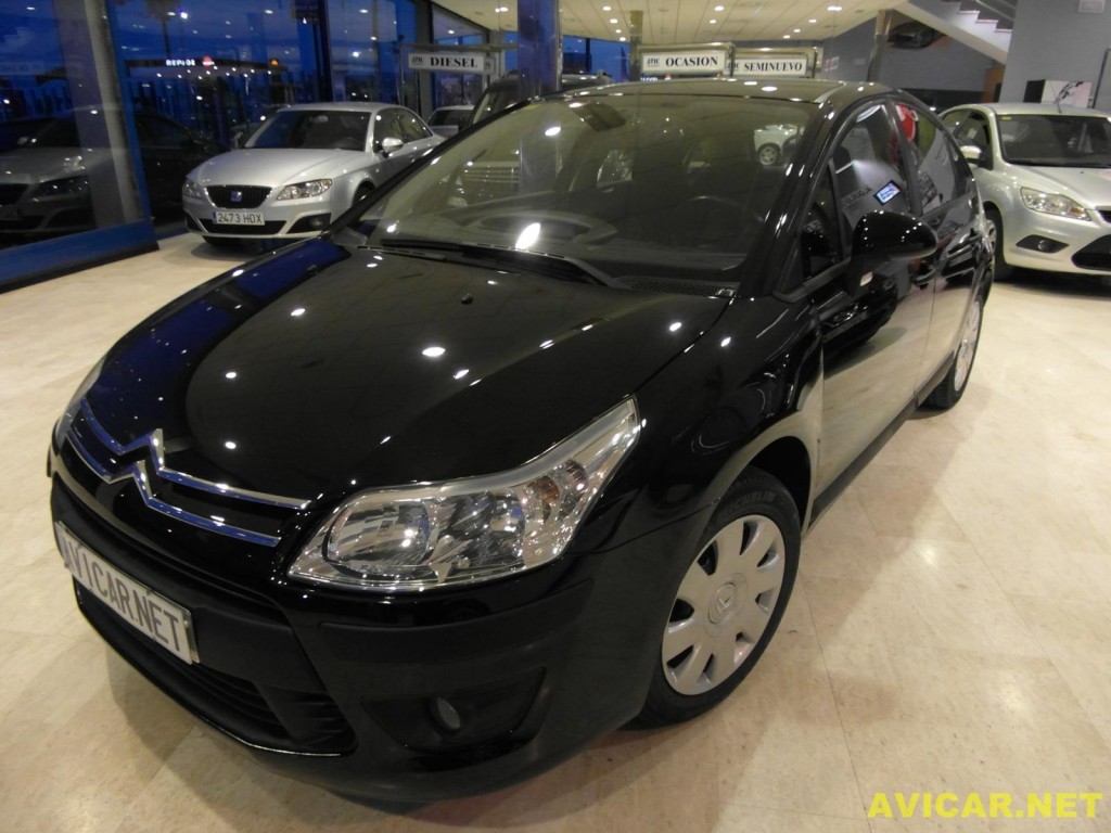 Se vende Citroën C4 1.6 hdi 90cv color negro Rent a Car Sevilla