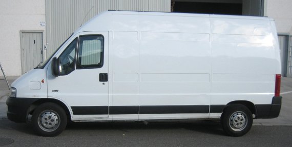 furgoneta-14m3-alquiler-furgoneta-sevilla